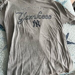 New York Yankees Gray T-Shirt